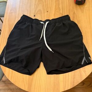 Vuori Black and Gray Lined 5” Athletic Shorts - Size L